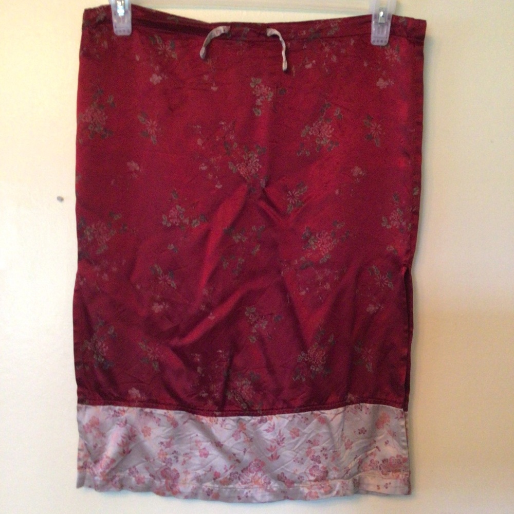 Limited too skirt